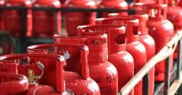 অনির্দিষ্টকালের জন্য সারাদেশে সিলিন্ডার গ্যাস বিক্রি বন্ধ