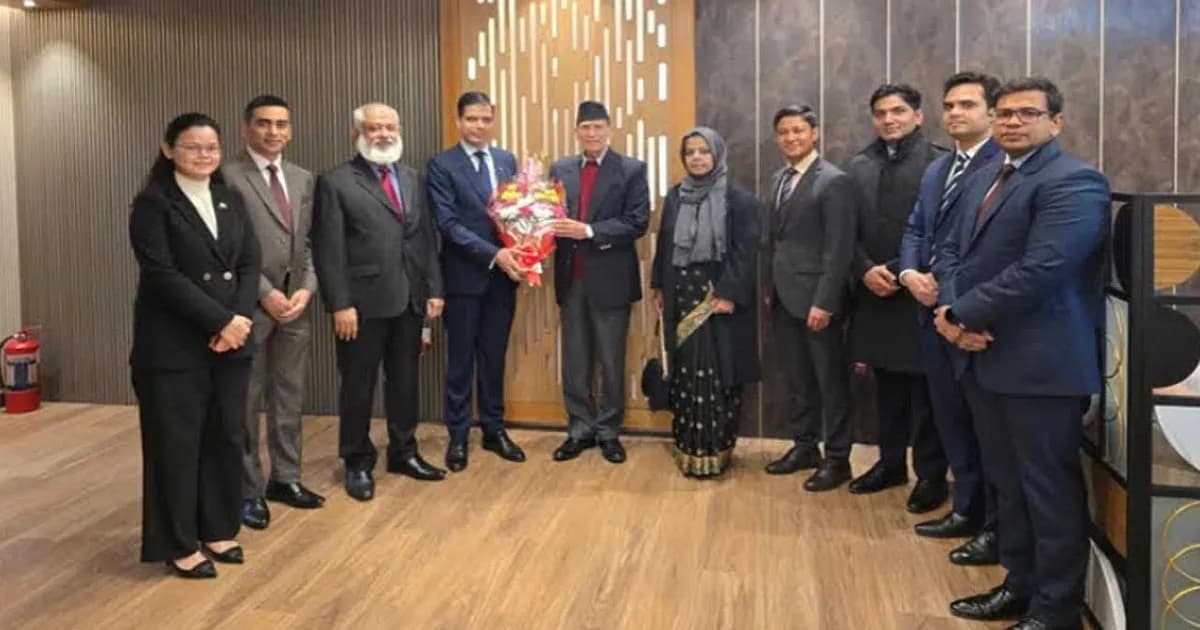 খালেদা জিয়াকে শ্রদ্ধা জানাতে ঢাকায় নেপালের পররাষ্ট্রমন্ত্রী