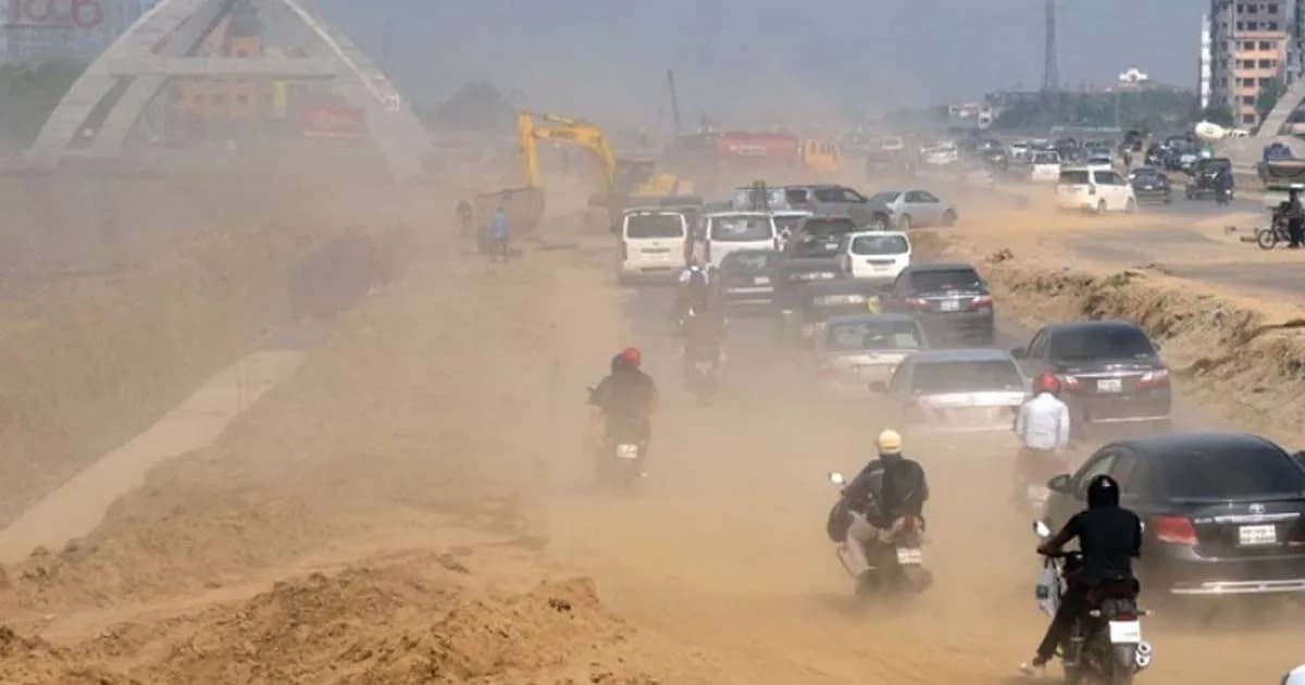 বিশ্বের দূষিত শহরের তালিকায় শীর্ষে ঢাকা