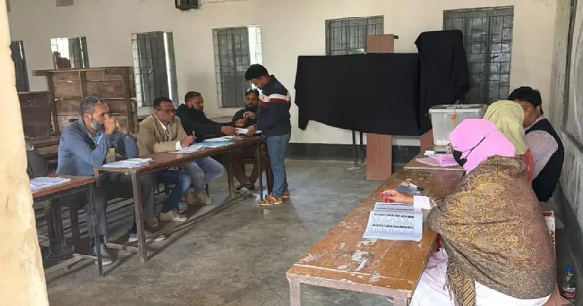 ‘নো বোট, নো ভোট’ প্রভাব : গোপালগঞ্জের কেন্দ্রে ভোটার সংকট