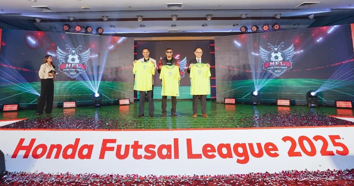 নেইমারের স্বাক্ষরিত জার্সি হাতে জামাল ভূঁইয়া উদ্বোধন করলো Honda Futsal League