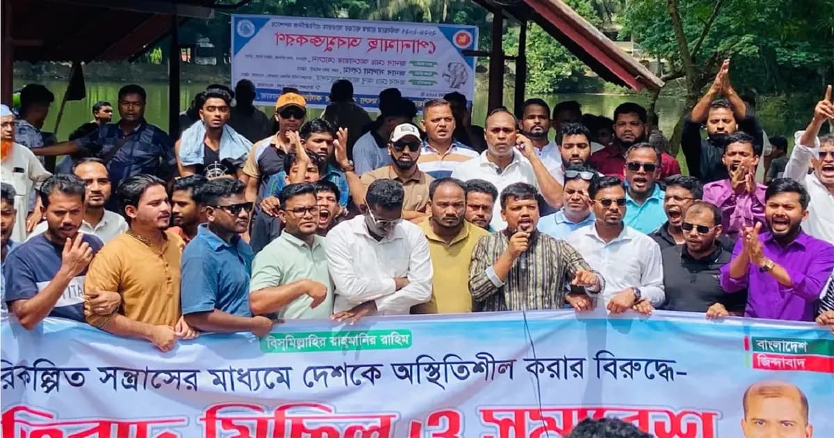 ৬ মাস অত্যন্ত ধরেছি, এখনো প্রশাসনে বহাল আওয়ামী কর্মকর্তারা
