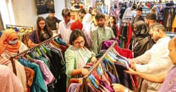 আজ থেকে রাত ৮টায় বন্ধ হবে মার্কেট ও দোকানপাট