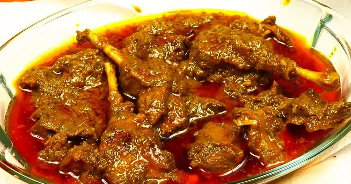 পোলাওয়ের সঙ্গে জমজমাট স্বাদের হাঁসের মাংসের কোর্মা