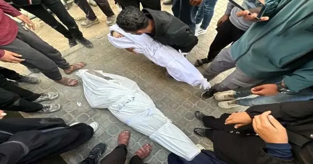 ইসরায়েলি হামলায় গাজায় দুই শিশুসহ ‘গর্ভবতী’ মা নিহত