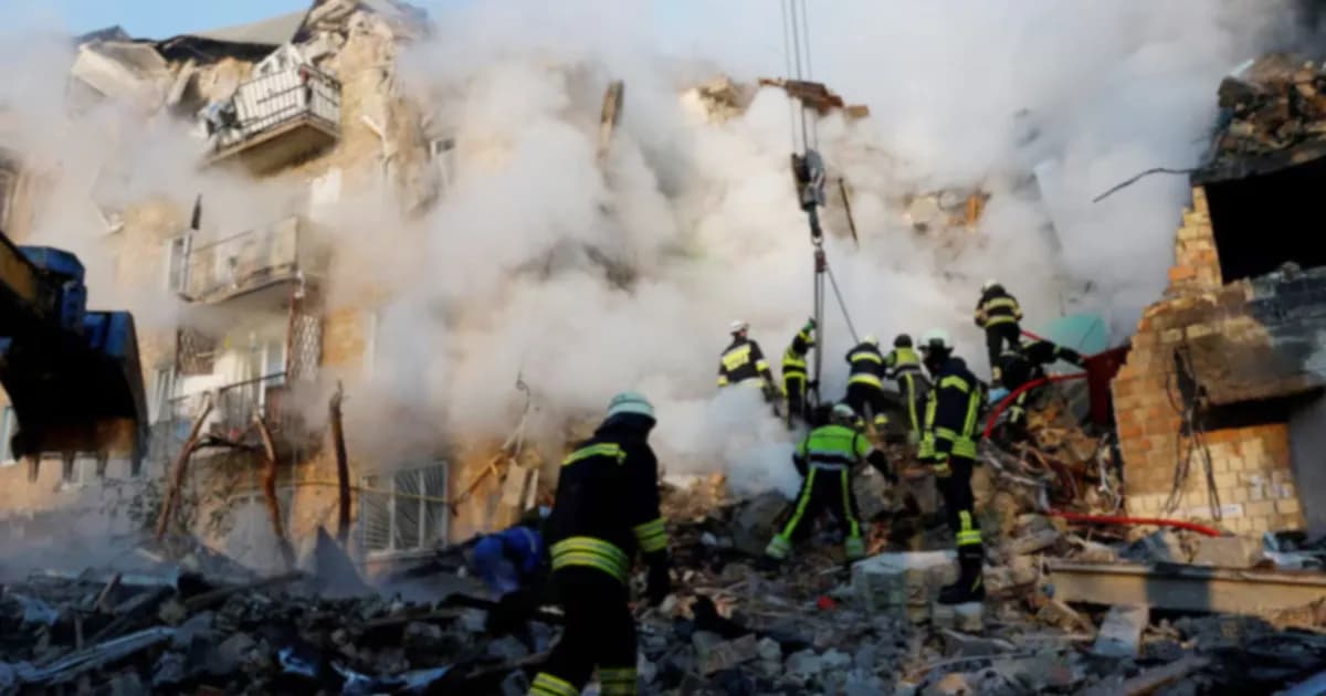 কিয়েভে রাতভর রাশিয়ার হামলা, বিদ্যুৎবিচ্ছিন্ন পাঁচ লাখ মানুষ