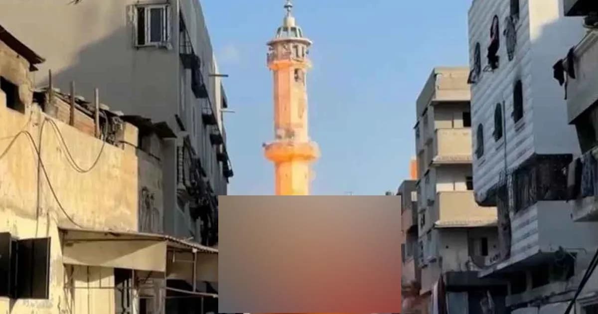 গাজায় ৭৫০ বছরের পুরোনো মসজিদ বোমায় গুঁড়িয়ে দেওয়ার ভিডিও