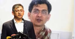 ৬১ দিনের বন্দিজীবন স্মরণ করে কাঁদলেন স্বরাষ্ট্রমন্ত্রী