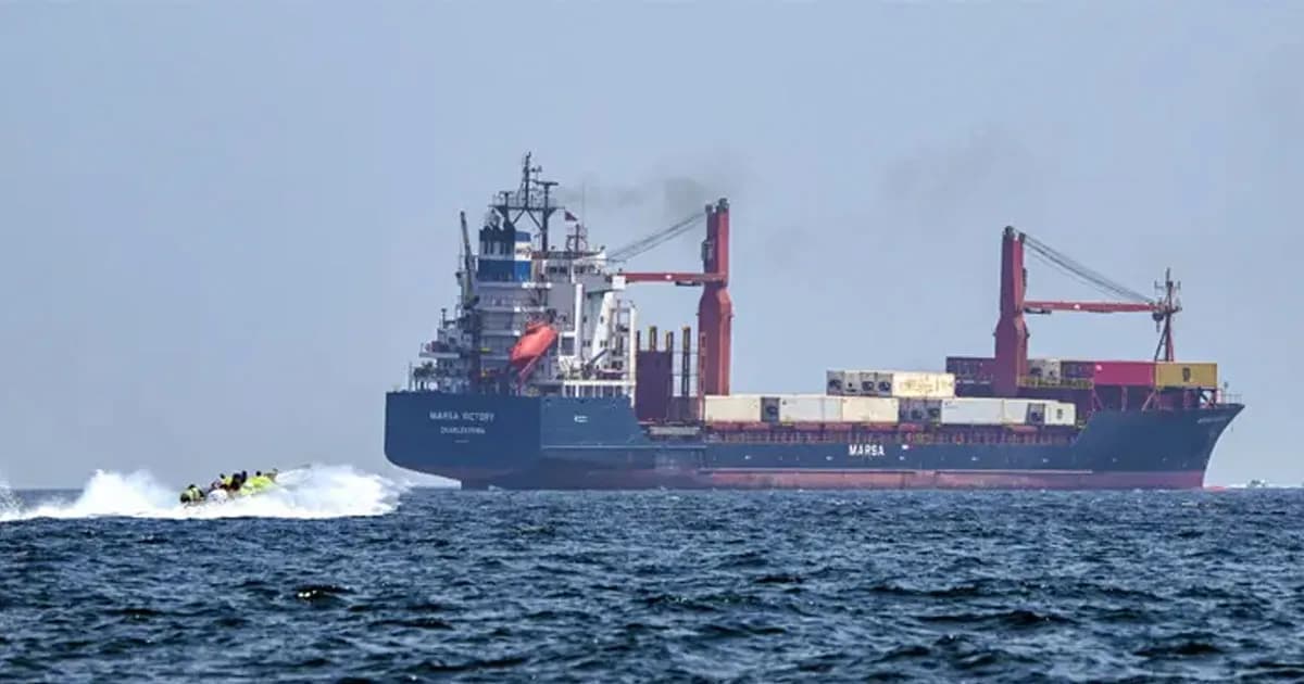 হরমুজ প্রণালি ইরানের নিয়ন্ত্রণে, টোল বাধ্যতামূলক