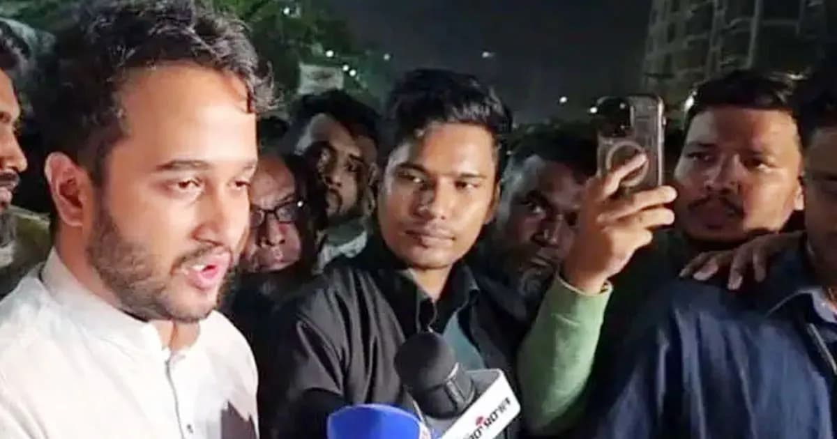 খালেদা জিয়ার স্বাস্থ্যের খোঁজ নিতে হাসপাতালে মীর স্নিগ্ধ