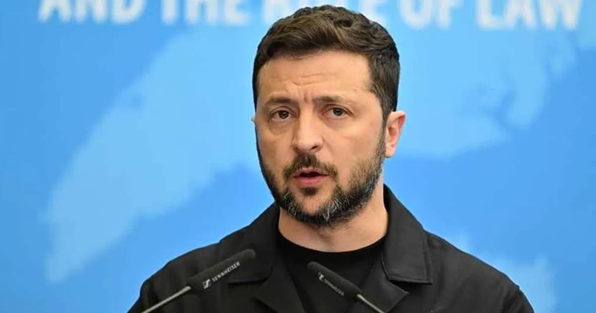 চোরাই শস্য নিয়ে ইসরায়েলকে নিষেধাজ্ঞার হুমকি জেলেনস্কির