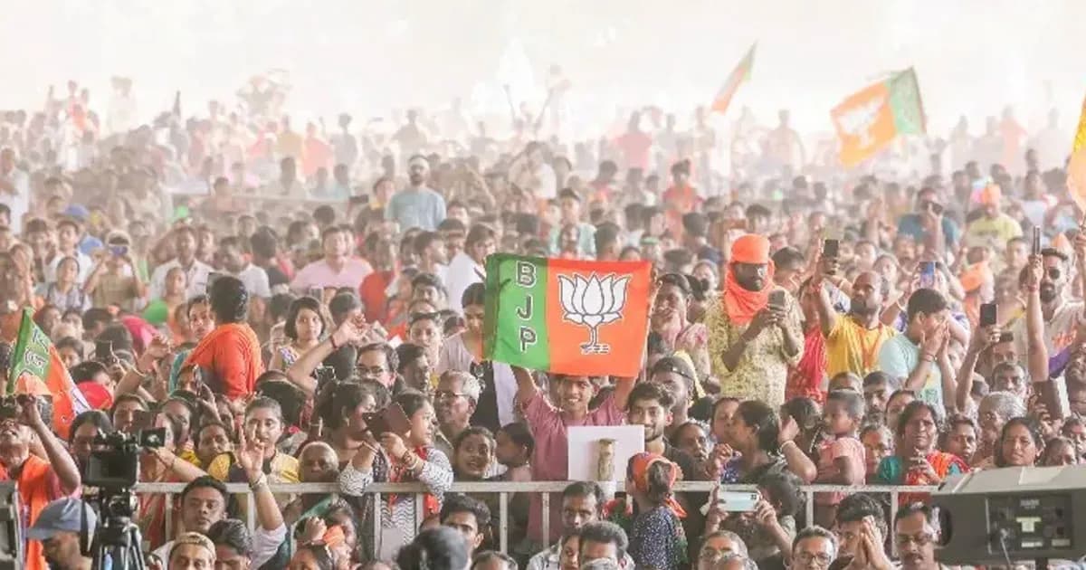 তৃতীয় দফার গণনায় পশ্চিমবঙ্গে ১৬৫ আসনে এগিয়ে বিজেপি, তৃণমূল ১১৭