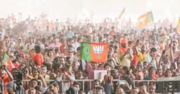 তৃতীয় দফার গণনায় পশ্চিমবঙ্গে ১৬৫ আসনে এগিয়ে বিজেপি, তৃণমূল ১১৭