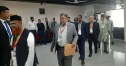 সিইসির সঙ্গে বৈঠকে বসেছেন ১১ দলীয় জোট