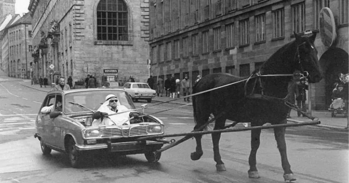 সত্তর দশকের সেই ভয়াবহ জ্বালানি তেল সংকটের সময় কী হয়েছিল?