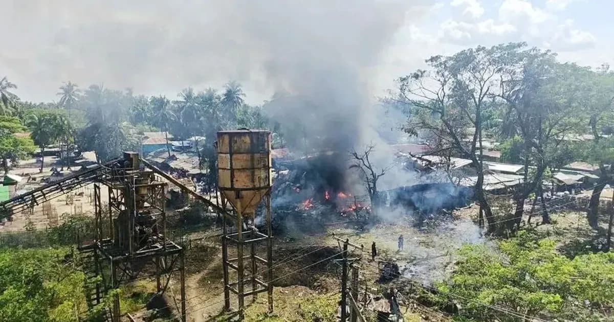 রাখাইনে মিয়ানমারের বিমান হামলায় নিহত ৪৯, আহত ৫৮ জন