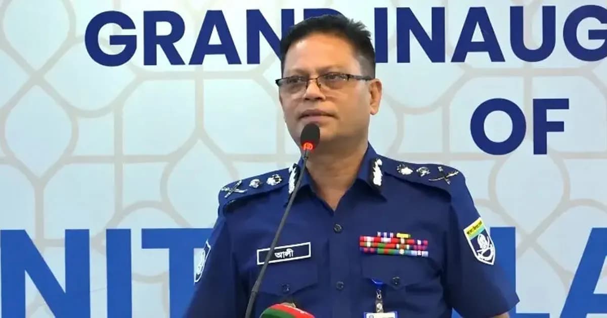 পরিস্থিতি নিয়ন্ত্রণে  সরকার অনুমতি দিলে ক্রসফায়ার করা হবে
