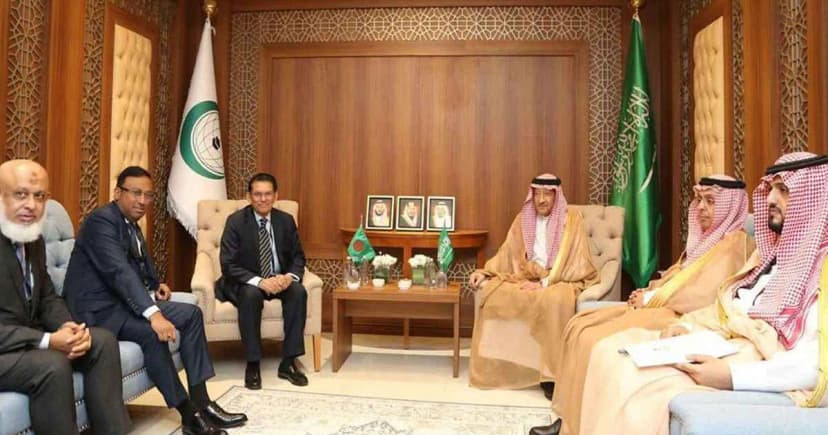 ওআইসির শীর্ষ পর্যায়ের নেতাদের সঙ্গে পররাষ্ট্রমন্ত্রীর বৈঠক