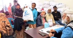 সাপাহারে রমজানের খাদ্যসামগ্রী বিতরণ করল মেমোরিয়াল ট্রাস্ট