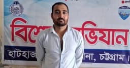 থানা প্রাঙ্গনে আসামির ছবি তুলে সাবেক শিবির নেতা আটক