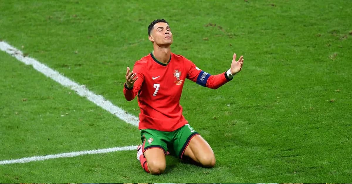 রোনালদোকে নিয়ে তীব্র সমালোচনা, তোপের মুখে দল