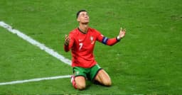 রোনালদোকে নিয়ে তীব্র সমালোচনা, তোপের মুখে দল