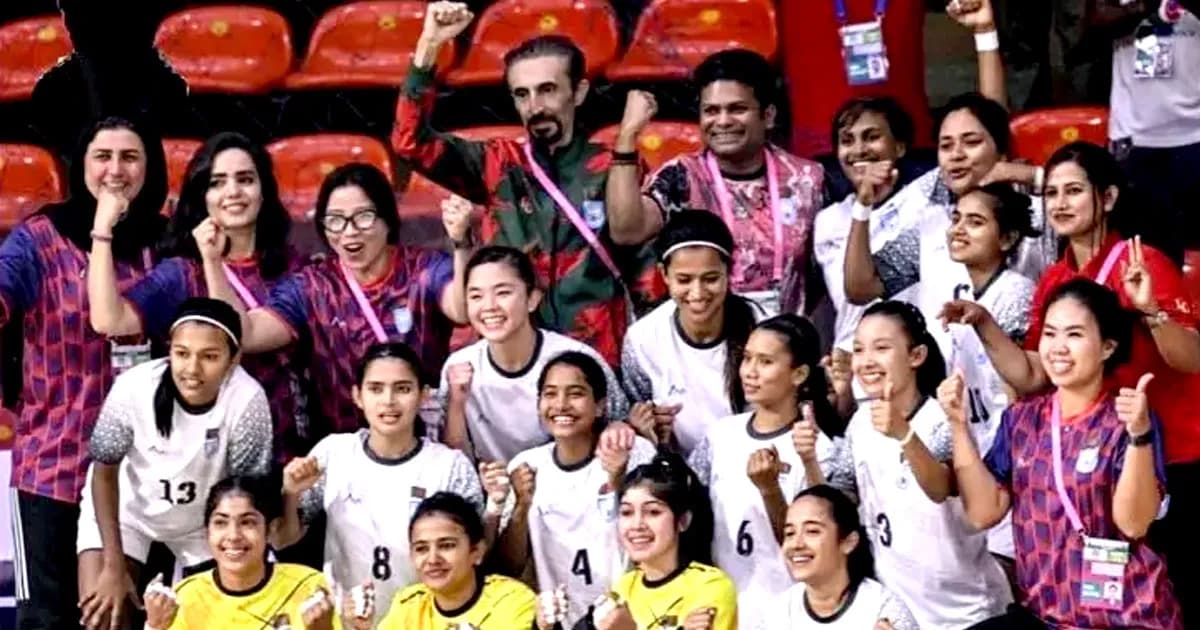 মালদ্বীপকে উড়িয়ে সাফ ফুটসাল চ্যাম্পিয়ন বাংলাদেশ