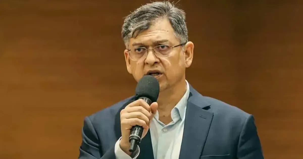 আমরা জুলাই জাতীয় সনদকে সর্বোচ্চ প্রাধান্য দিচ্ছি: স্বরাষ্ট্রমন্ত্রী