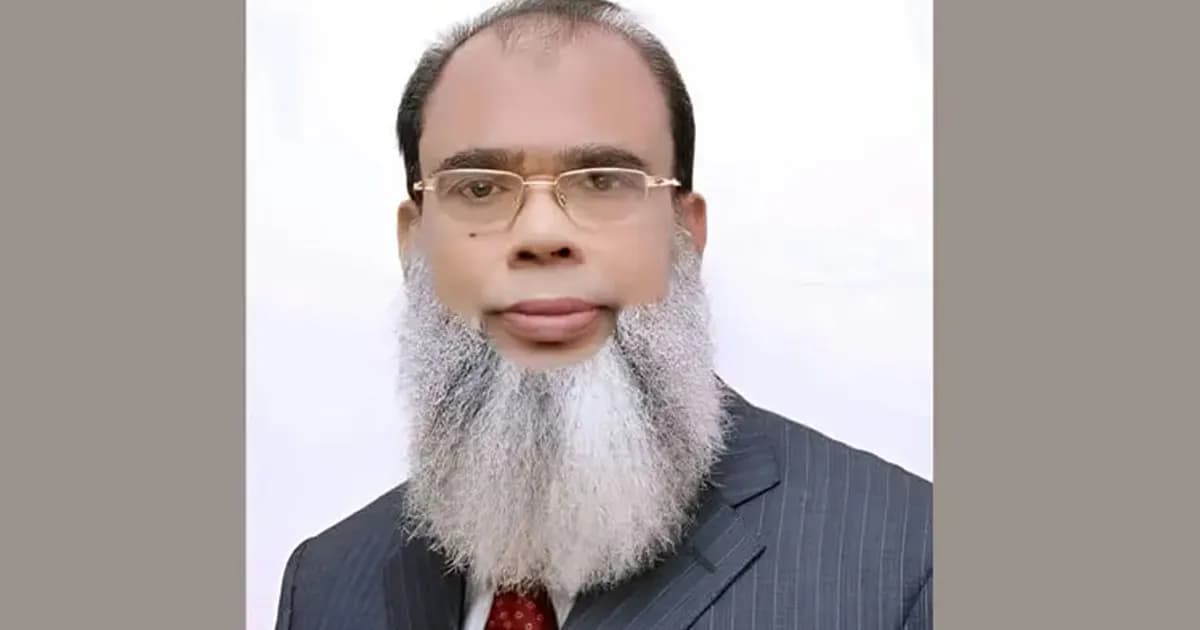 বাবার কবরের পাশে চিরনিদ্রায় শায়িত বিএনপি নেতা সালাহউদ্দিন