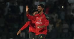 ১৫০ রানের জুটি ভেঙে বাংলাদেশকে স্বস্তি দিলেন সাইফ