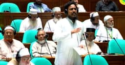 চার মাসে আরও লাখ কোটি টাকার ঋণের জালে বেঁধেছে সরকার: আখতার