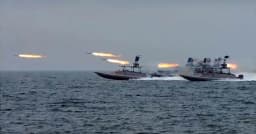 সংঘাতে নতুন মোড়, মার্কিন জাহাজ লক্ষ্য করে ইরানের হামলা