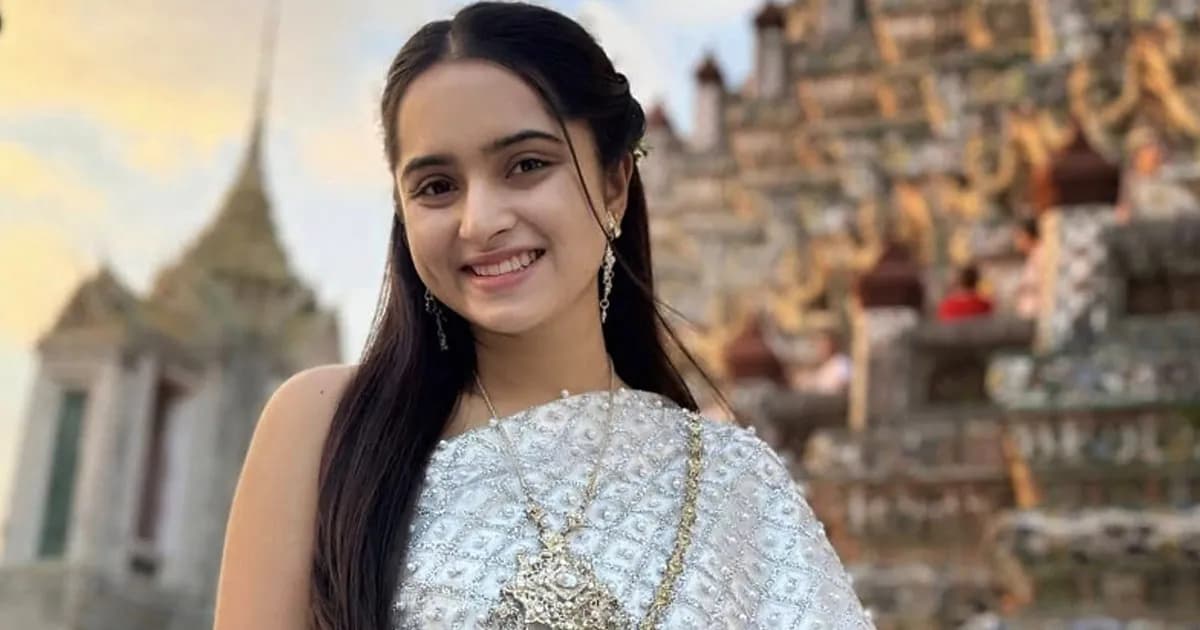 অভিনয়ে ৭ বছর পূর্ণ করলেন কেয়া পায়েল