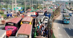 বৃষ্টির বাগড়া: ঢাকা-টাঙ্গাইল মহাসড়কে ২০ কিলোমিটার যানজট