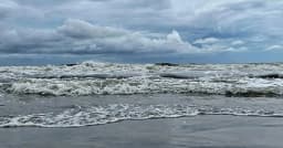 বঙ্গোপসাগরে গভীর নিম্নচাপ, সমুদ্রবন্দরগুলিতে সতর্কতা জারি