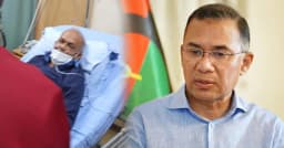 রিজভীকে দেখতে হাসপাতালে তারেক রহমান