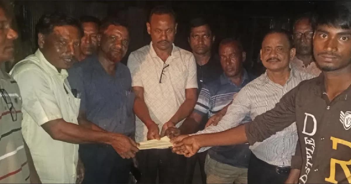 ঠাকুরগাঁওয়ে কিডনি রোগে আক্রান্ত ভূমিহীন পরিবারকে আর্থিক সহায়তা প্রদান