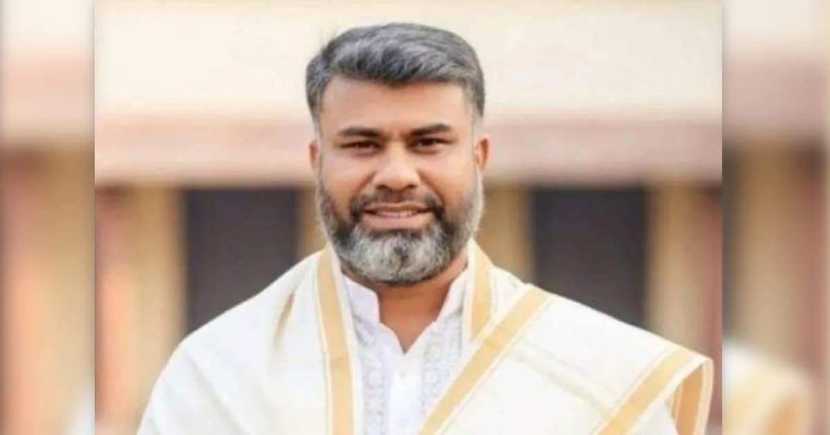চুয়াডাঙ্গা জেলা পরিষদের প্রশাসক হলেন বিএনপি নেতা শরীফুজ্জামান