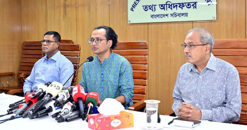 চলতি বছরেই শুরু হবে স্থানীয় সরকার নির্বাচন: তথ্য উপদেষ্টা