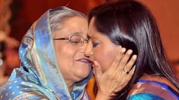 দীর্ঘ সময় বেতন না পাওয়ায় পদত্যাগ করেছেন হাসিনার মেয়ে পুতুল