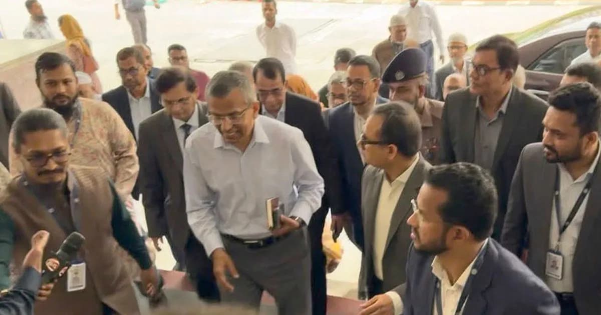 কথা নয়, কাজের মাধ্যমে সক্ষমতার প্রমাণ দিতে চান নতুন গভর্নর