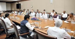 মধ্যপ্রাচ্যের অস্থিতিশীলতা নিয়ে সর্বদলীয় বৈঠক ডাকল ভারত