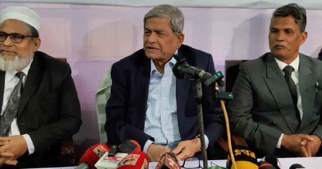 বাংলাদেশ গণতন্ত্র উত্তরণের পথে এগিয়ে যাচ্ছে: মির্জা ফখরুল