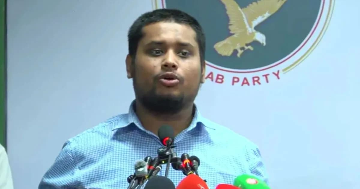 আওয়ামী লীগ ভোট চুরি করেছে, বিএনপি চুরি করেছে ফলাফল: হাসনাত