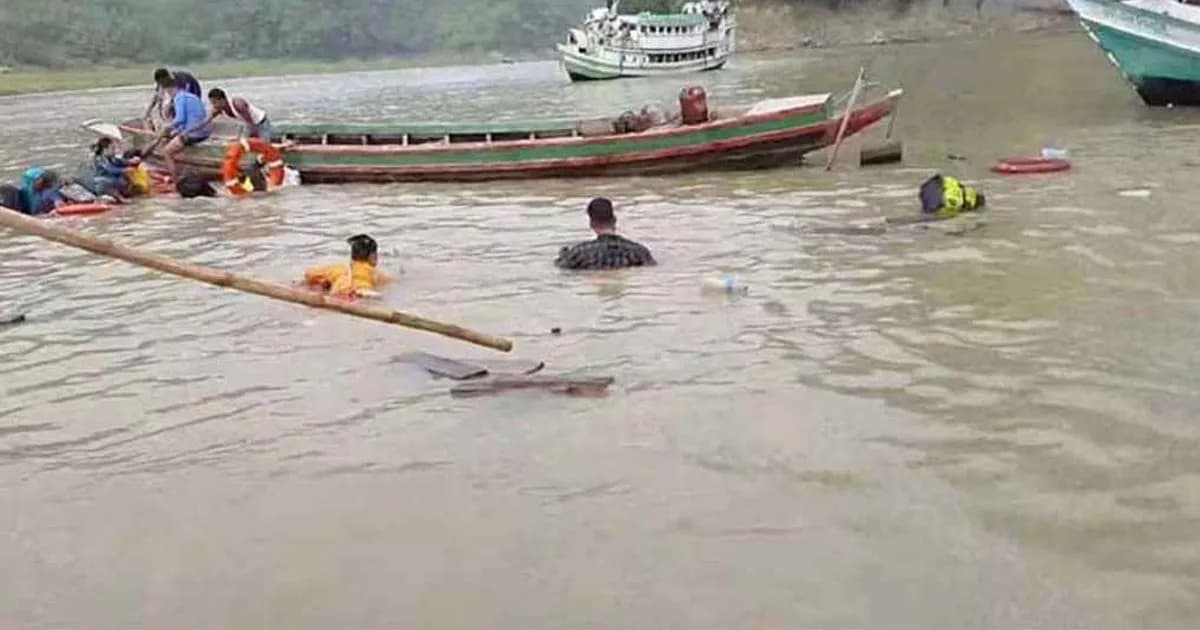 রাঙামাটিতে লঞ্চের ধাক্কায় যাত্রীবাহী নৌকা ডুবি