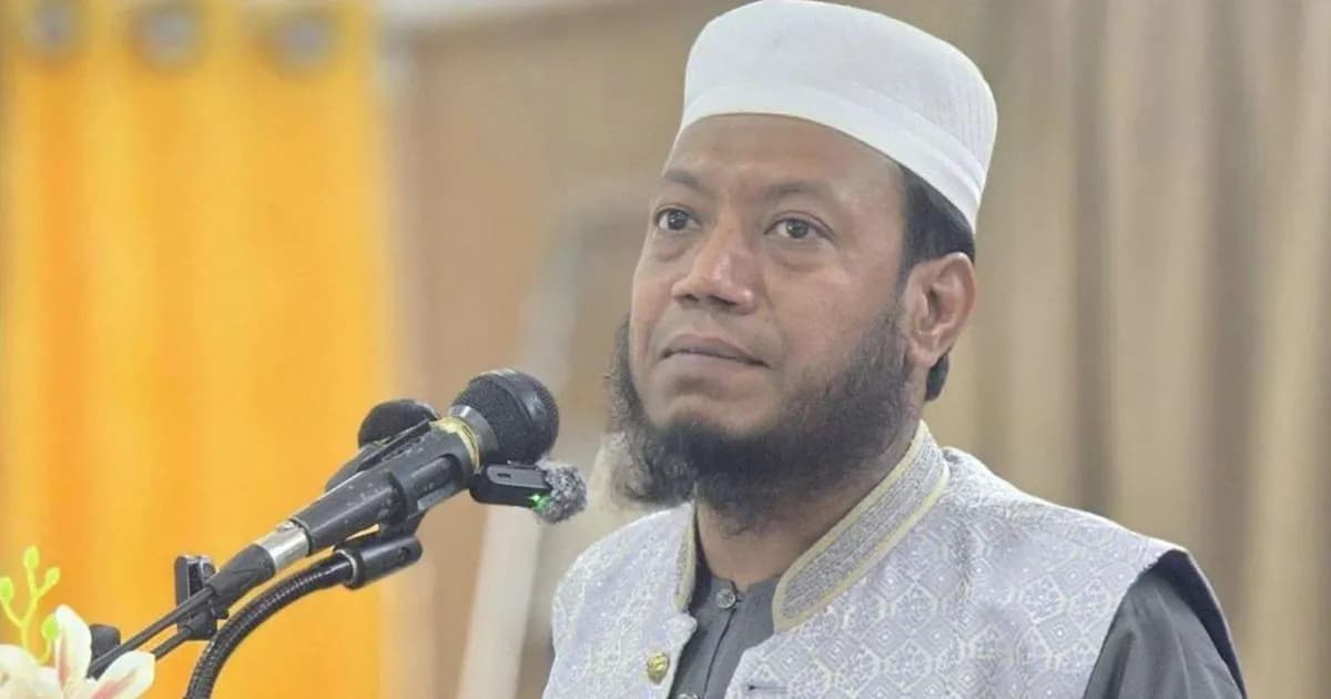 আমির হামজার বিরুদ্ধে পত্রিকায় গ্রেপ্তারি পরোয়ানা প্রকাশের নির্দেশ