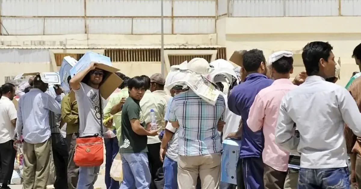 সৌদিতে এক সপ্তাহে গ্রেপ্তার ১৫ হাজারের বেশি অভিবাসী