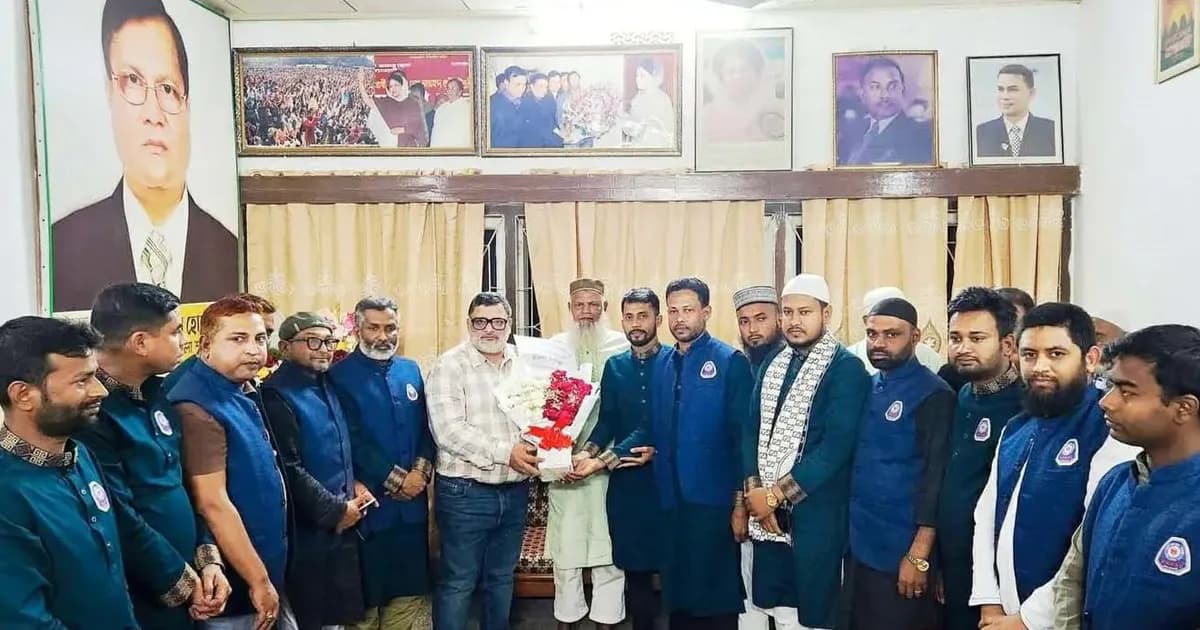 নকলায় নবনির্বাচিত এমপিকে প্রেসক্লাব নেতৃবৃন্দের শুভেচ্ছা