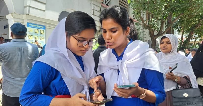 চট্টগ্রাম বোর্ডে ২১ বিদ্যালয়ের শতভাগ পাস, ৮টিতে সবাই ফেল