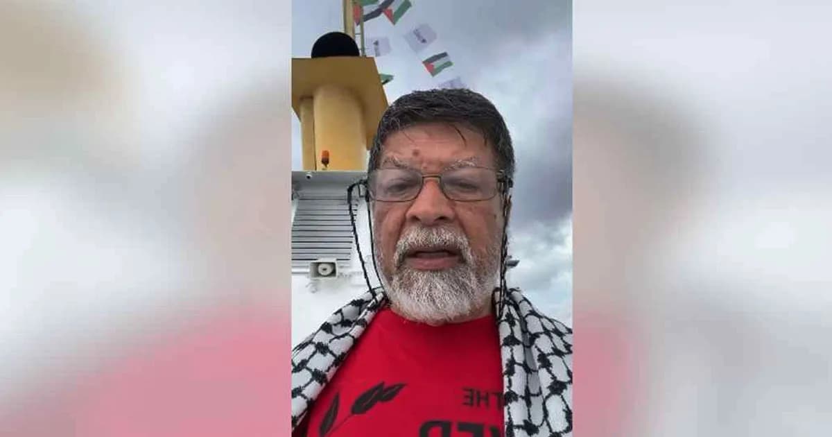 ঝড় উপেক্ষা করে গাজার পথে ‘কনসায়েন্স’, শহিদুল আলমের সরাসরি ভিডিও বার্তা